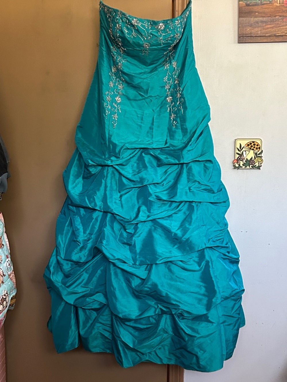 Jump Teal Strapless Prom Dress with Silver Embroidery
